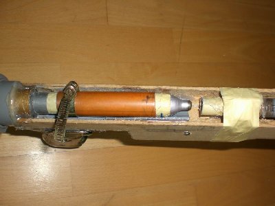 GrößenänderungCIMG1154.JPG (95.87 KiB) Viewed 1881 times This is the breech system. made of a copper-pipe and the tip of a soada gas cartridge.