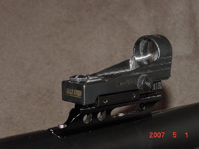 DSC00236.JPG (314.05 KiB) Viewed 6389 times the sight rail and red dot sight